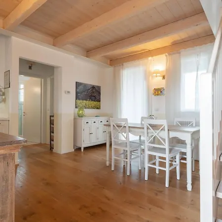 Immobiliare Jvl - Cascina Del Mar Лидо-ди-Езоло