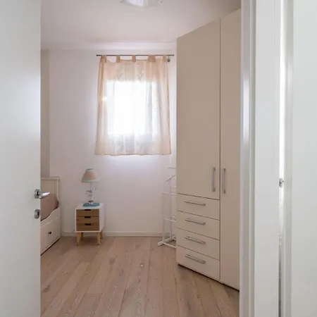 Immobiliare Jvl - Cascina Del Mar Лидо-ди-Езоло