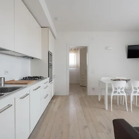 Immobiliare Jvl - Cascina Del Mar Apartmán