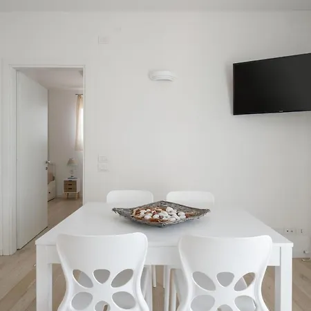 Immobiliare Jvl - Cascina Del Mar *
