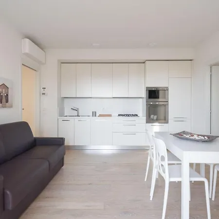 Апартаменты Immobiliare Jvl - Cascina Del Mar Лидо-ди-Езоло